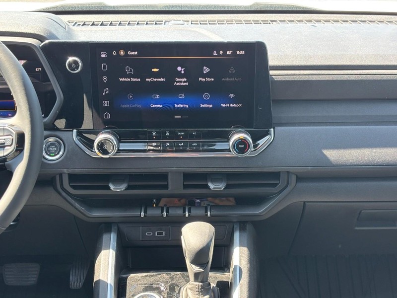 Chevrolet Colorado Vehicle Full-screen Gallery Image 8
