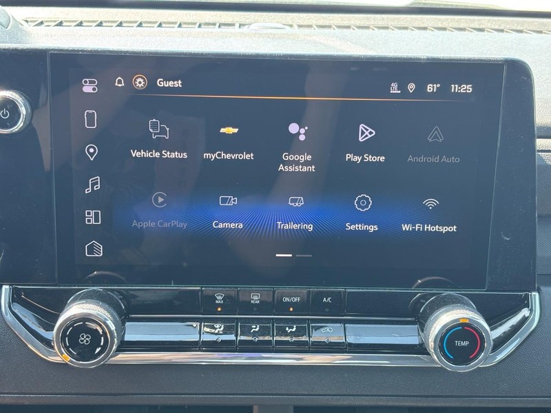 Chevrolet Colorado Vehicle Full-screen Gallery Image 15