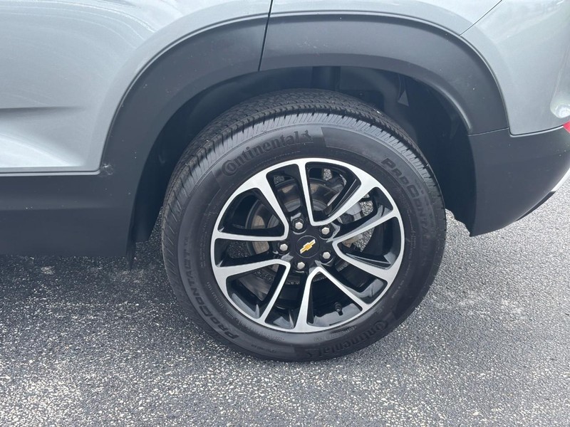 Chevrolet TrailBlazer Vehicle Full-screen Gallery Image 9