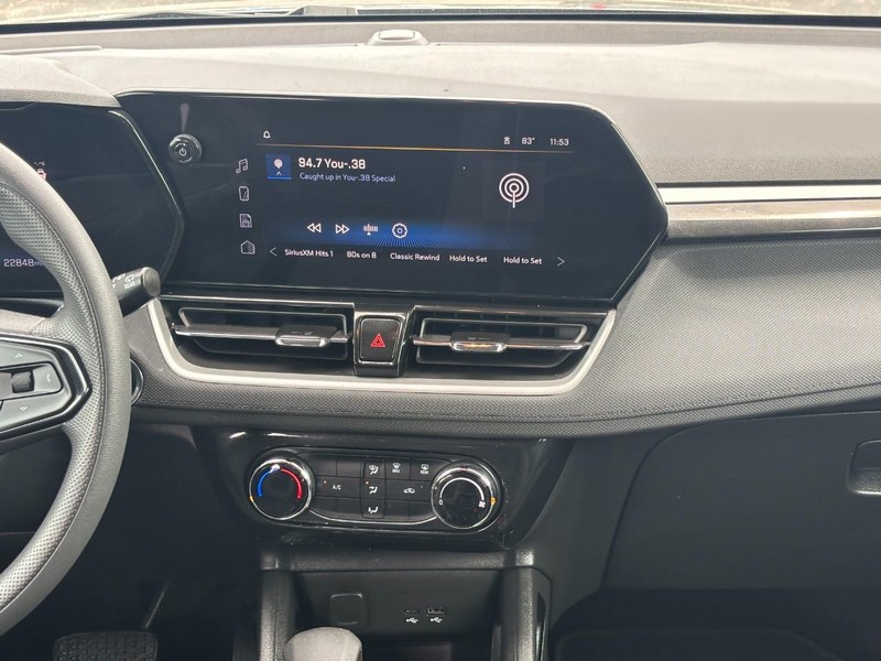 Chevrolet TrailBlazer Vehicle Full-screen Gallery Image 13