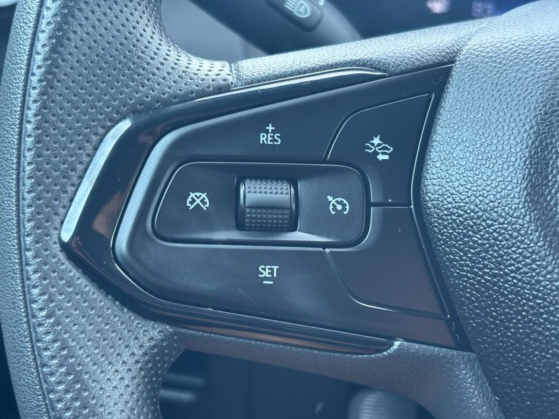 Chevrolet TrailBlazer Vehicle Full-screen Gallery Image 17