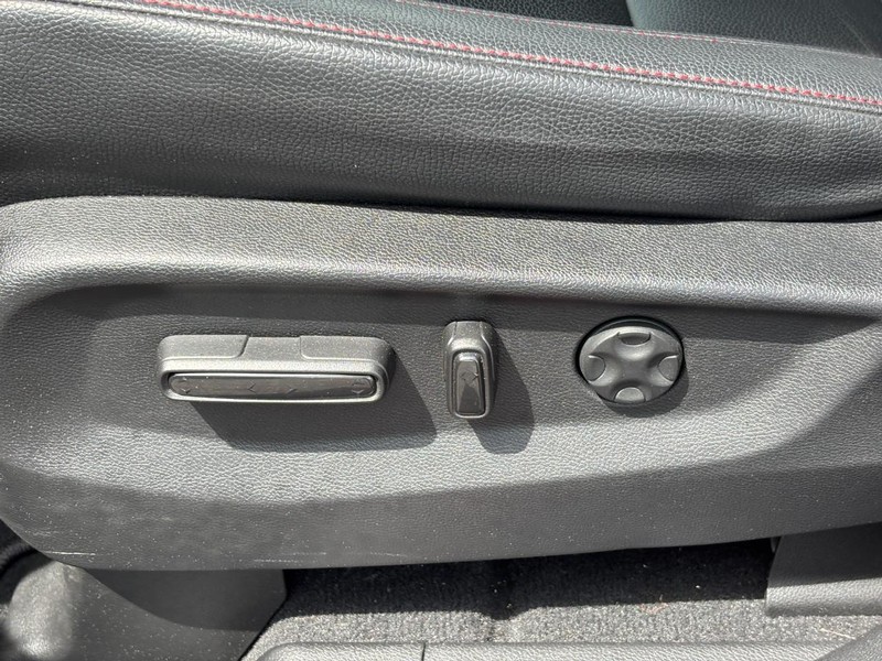 Honda Odyssey Vehicle Full-screen Gallery Image 17