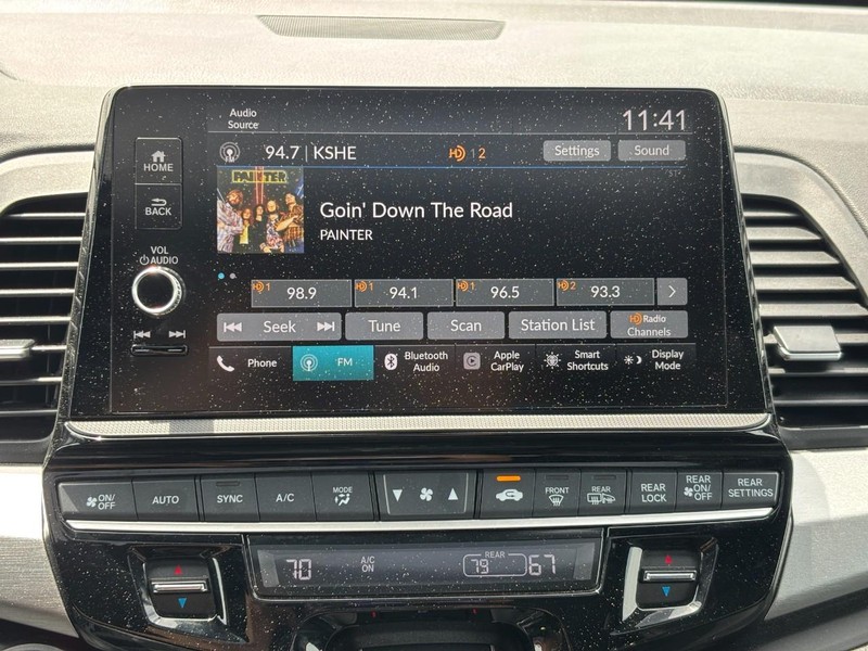 Honda Odyssey Vehicle Full-screen Gallery Image 22