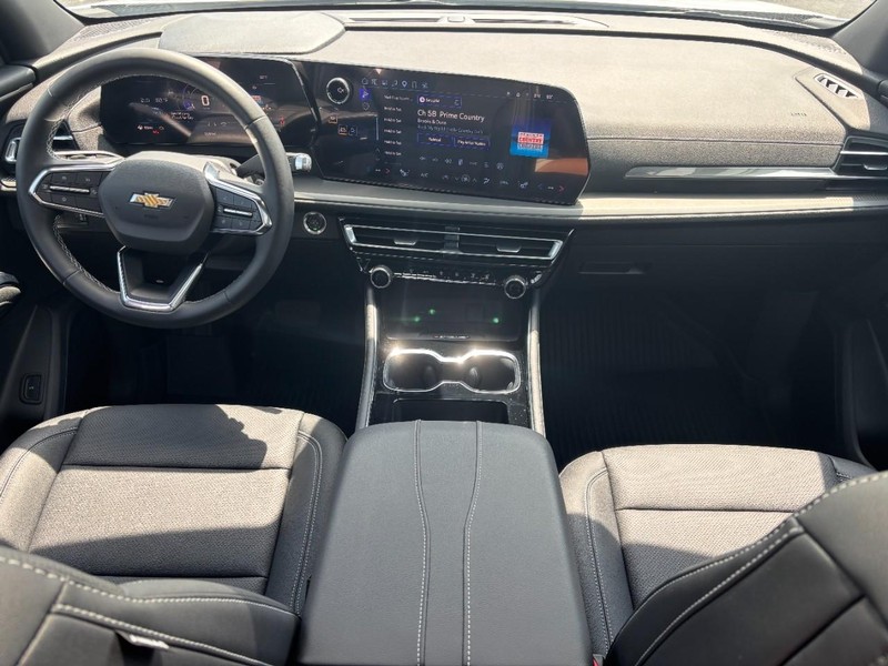 Chevrolet Traverse Vehicle Full-screen Gallery Image 12