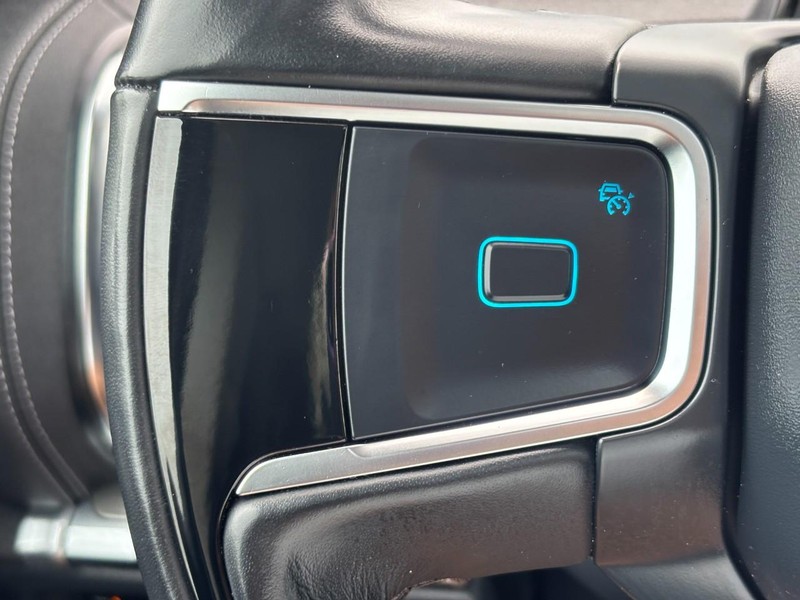 Ford Expedition Max Vehicle Full-screen Gallery Image 18