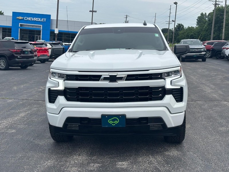Chevrolet Silverado 1500 Vehicle Full-screen Gallery Image 8