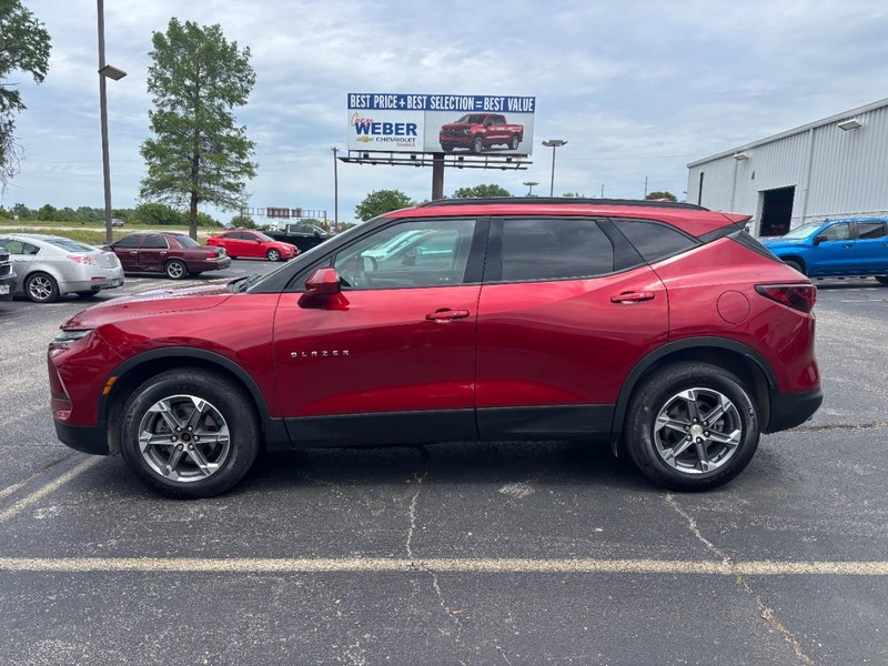 Chevrolet Blazer Vehicle Full-screen Gallery Image 02