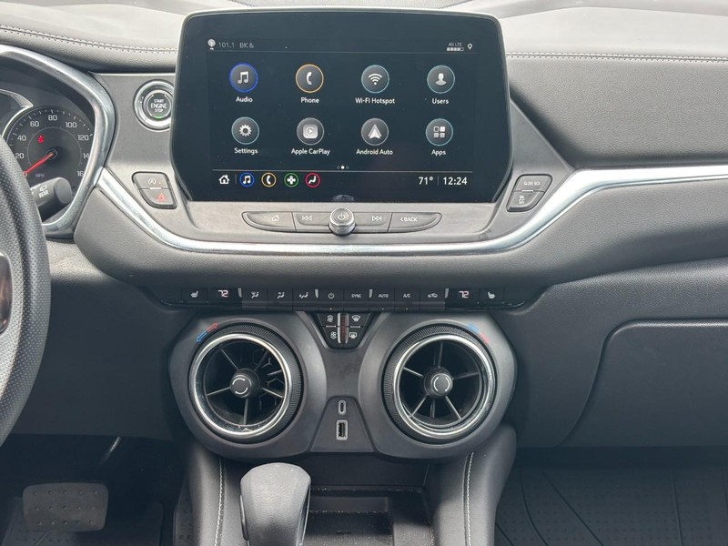 Chevrolet Blazer Vehicle Full-screen Gallery Image 13