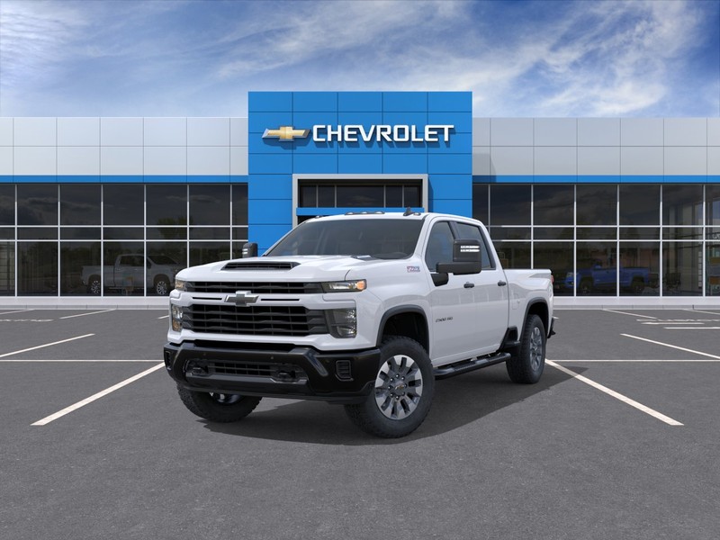 Chevrolet Silverado 2500HD Vehicle Full-screen Gallery Image 8