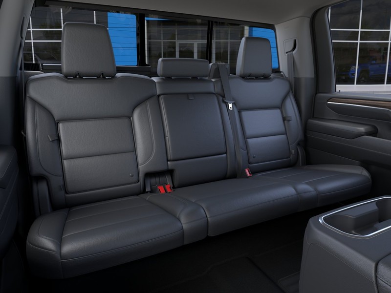 Chevrolet Silverado 2500HD Vehicle Full-screen Gallery Image 17