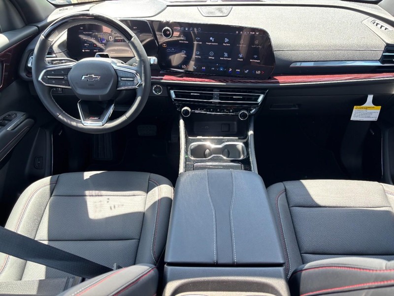 Chevrolet Traverse Vehicle Full-screen Gallery Image 7