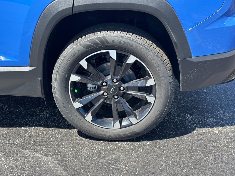 Chevrolet Equinox Vehicle Full-screen Gallery Image 4