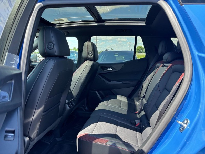 Chevrolet Equinox Vehicle Full-screen Gallery Image 5