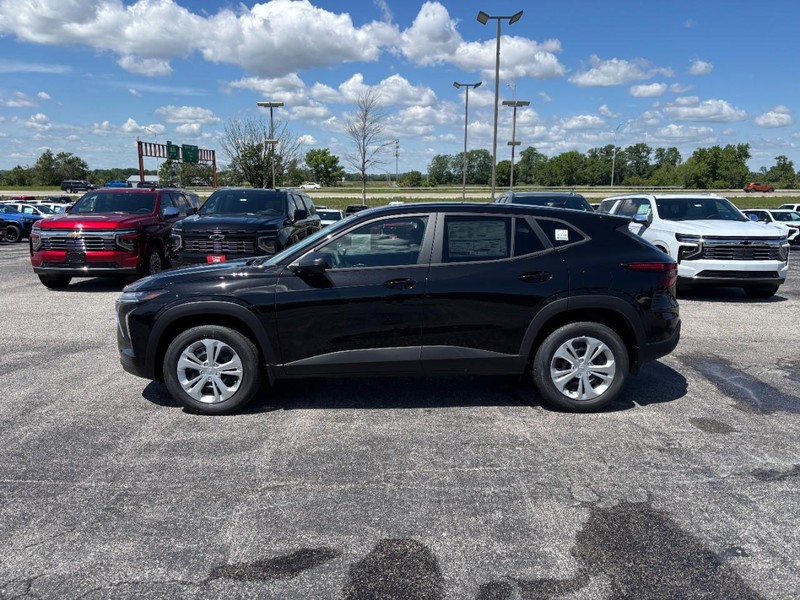 Chevrolet Trax Vehicle Full-screen Gallery Image 2