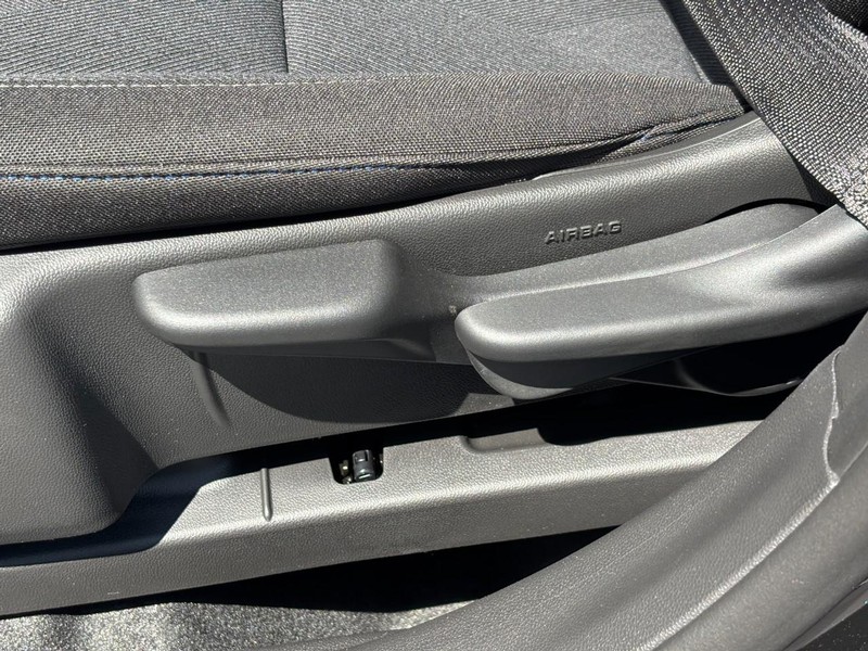 Chevrolet Trax Vehicle Full-screen Gallery Image 10