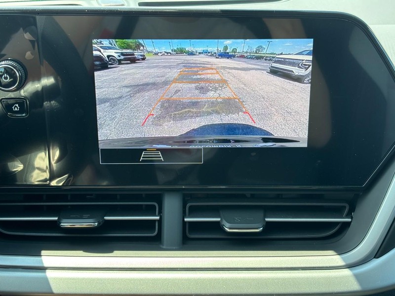 Chevrolet Trax Vehicle Full-screen Gallery Image 16