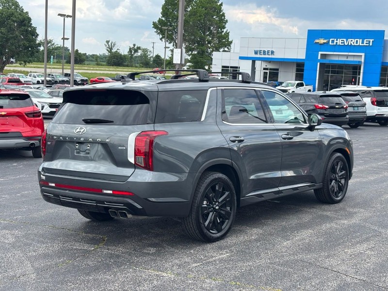 Hyundai Palisade Vehicle Full-screen Gallery Image 5
