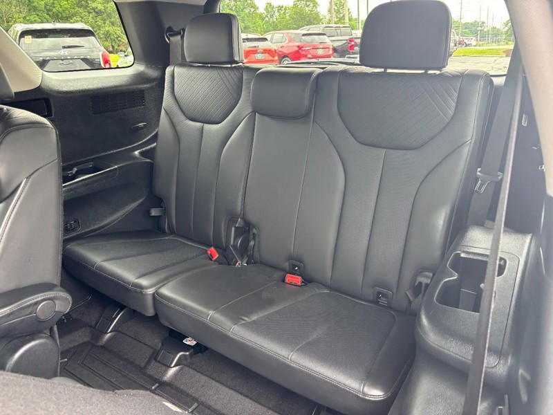 Hyundai Palisade Vehicle Full-screen Gallery Image 10