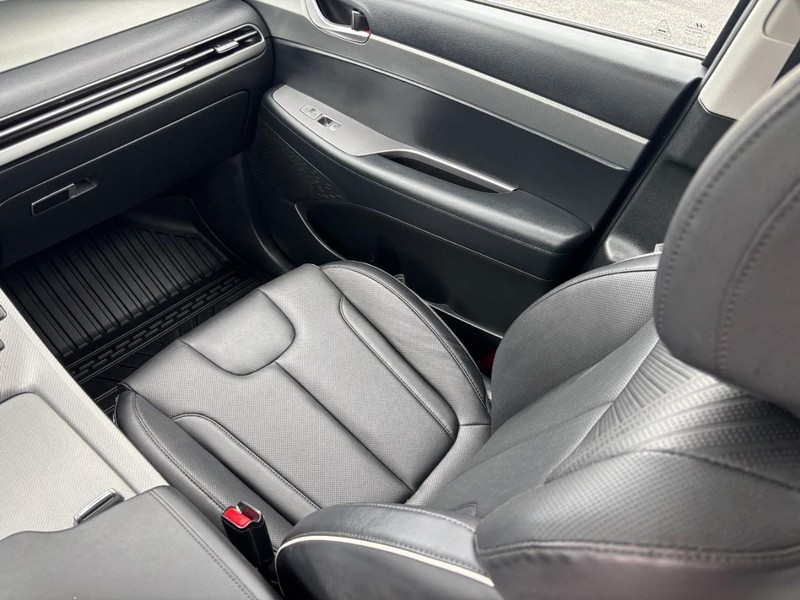 Hyundai Palisade Vehicle Full-screen Gallery Image 15