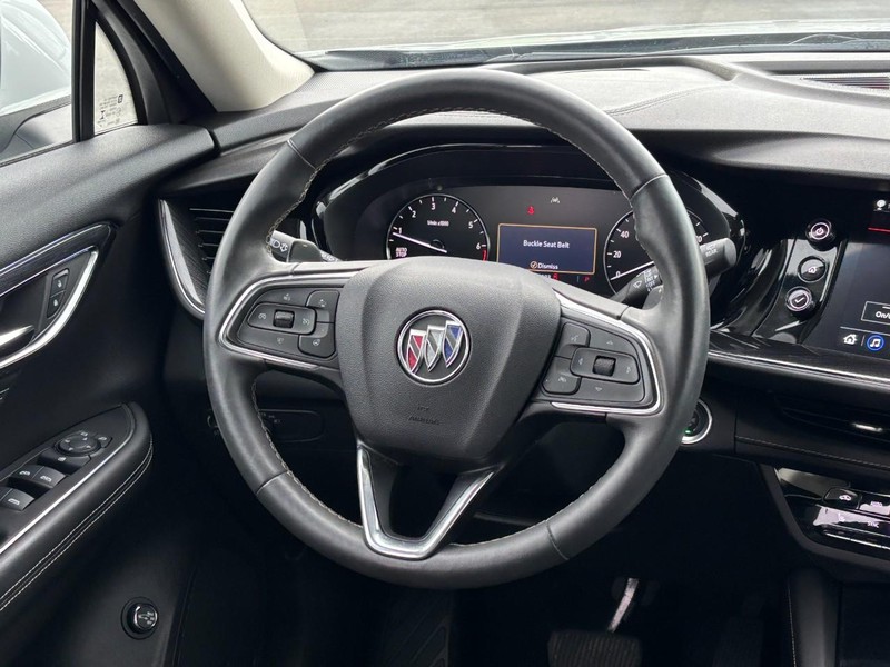 Buick Envision Vehicle Full-screen Gallery Image 12