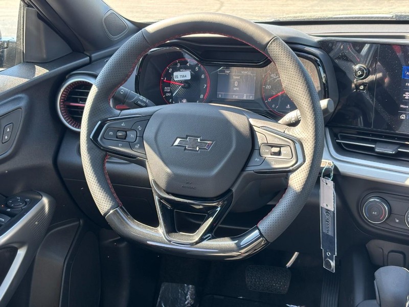 Chevrolet Trax Vehicle Full-screen Gallery Image 7
