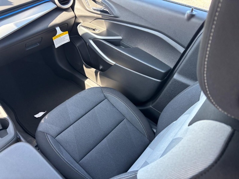 Chevrolet Trax Vehicle Full-screen Gallery Image 9