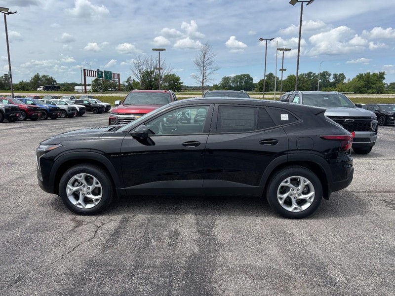 Chevrolet Trax Vehicle Full-screen Gallery Image 2