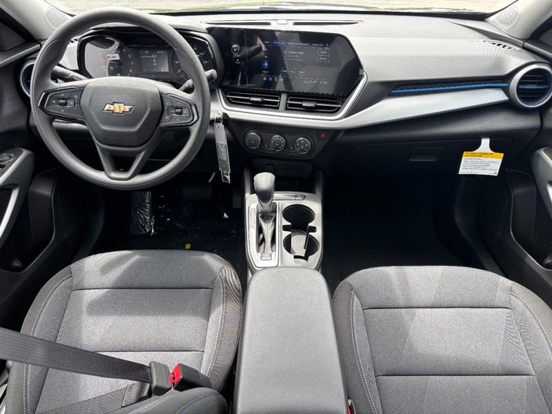 Chevrolet Trax Vehicle Full-screen Gallery Image 6
