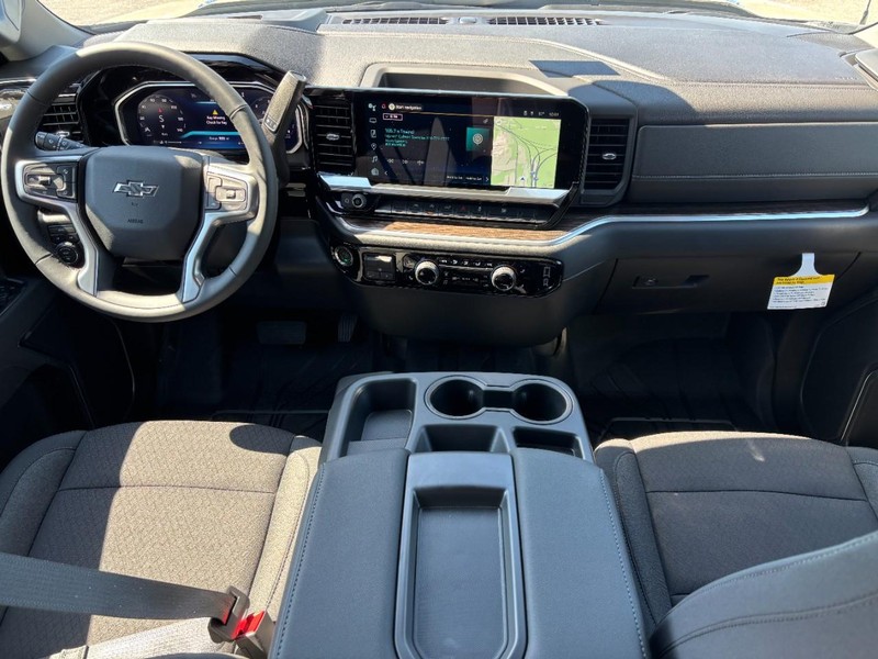 Chevrolet Silverado 1500 Vehicle Full-screen Gallery Image 6
