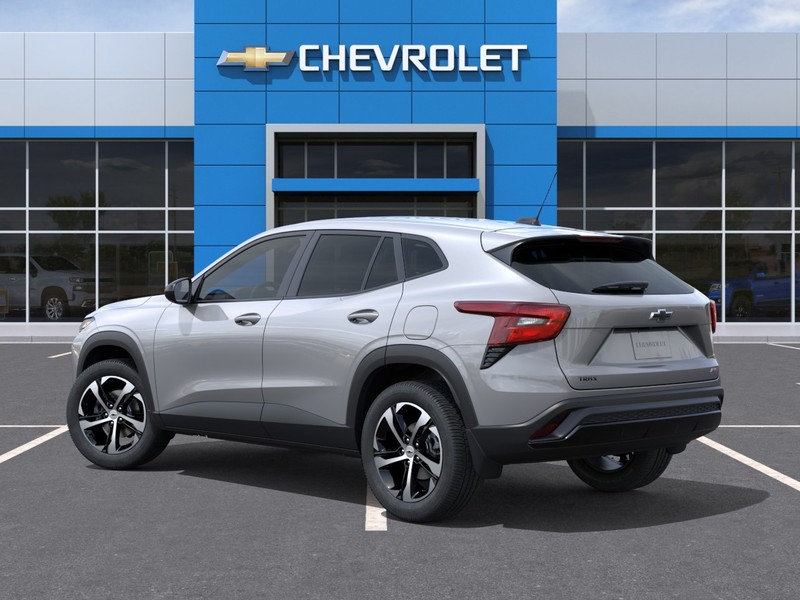 Chevrolet Trax Vehicle Full-screen Gallery Image 3