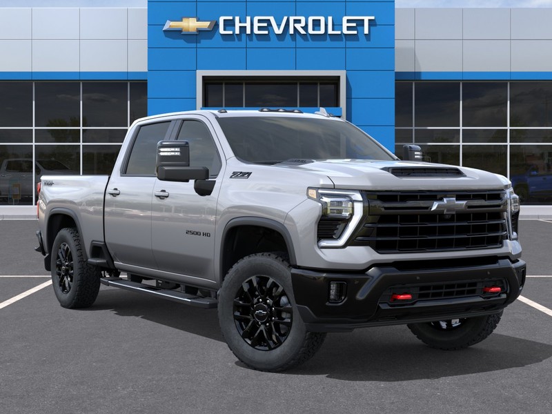 Chevrolet Silverado 2500HD Vehicle Full-screen Gallery Image 7