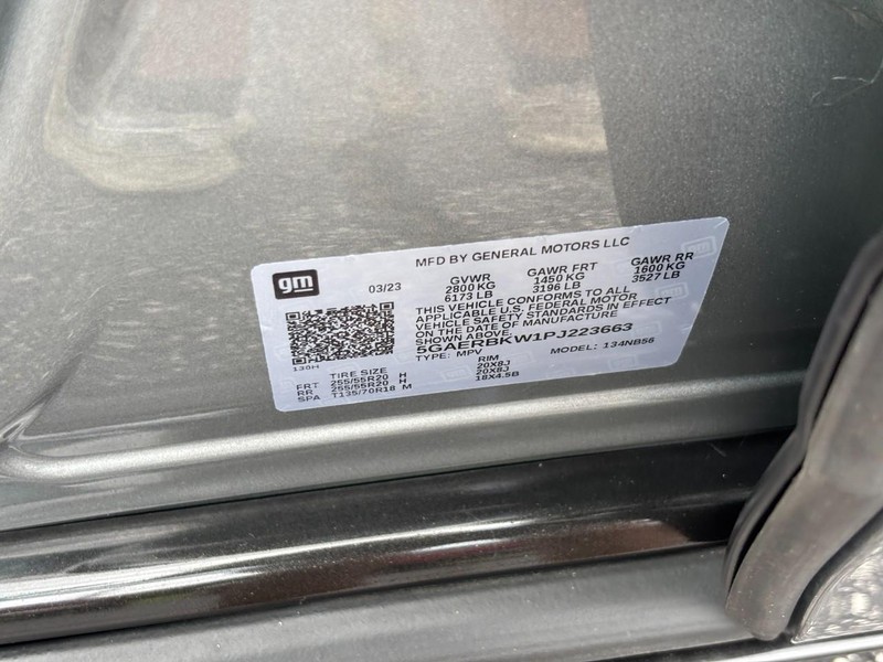 Buick Enclave Vehicle Full-screen Gallery Image 26