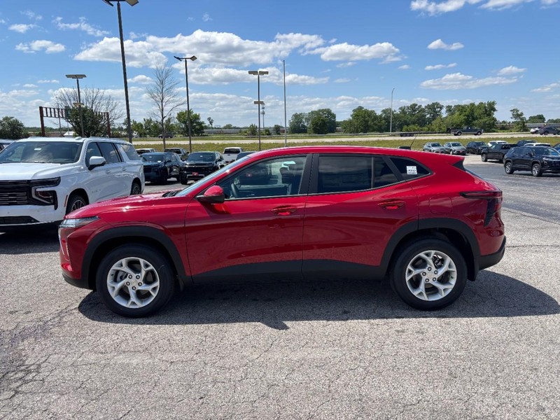 Chevrolet Trax Vehicle Full-screen Gallery Image 2