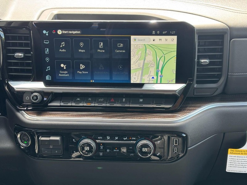 Chevrolet Silverado 1500 Vehicle Full-screen Gallery Image 8