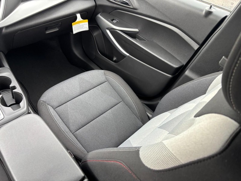 Chevrolet Trax Vehicle Full-screen Gallery Image 9
