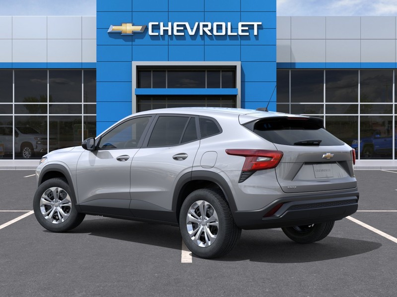 Chevrolet Trax Vehicle Full-screen Gallery Image 3