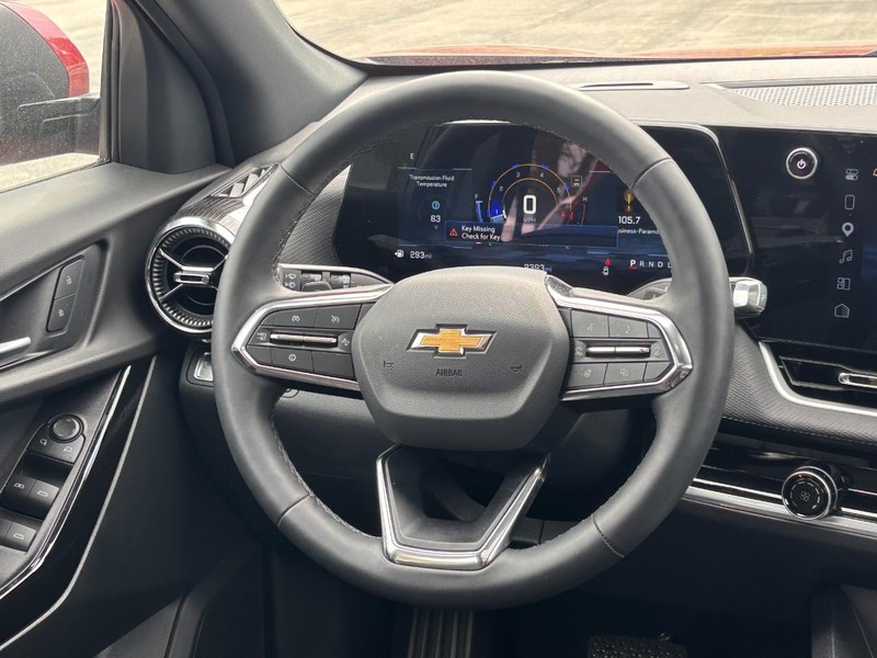 Chevrolet Equinox Vehicle Full-screen Gallery Image 7