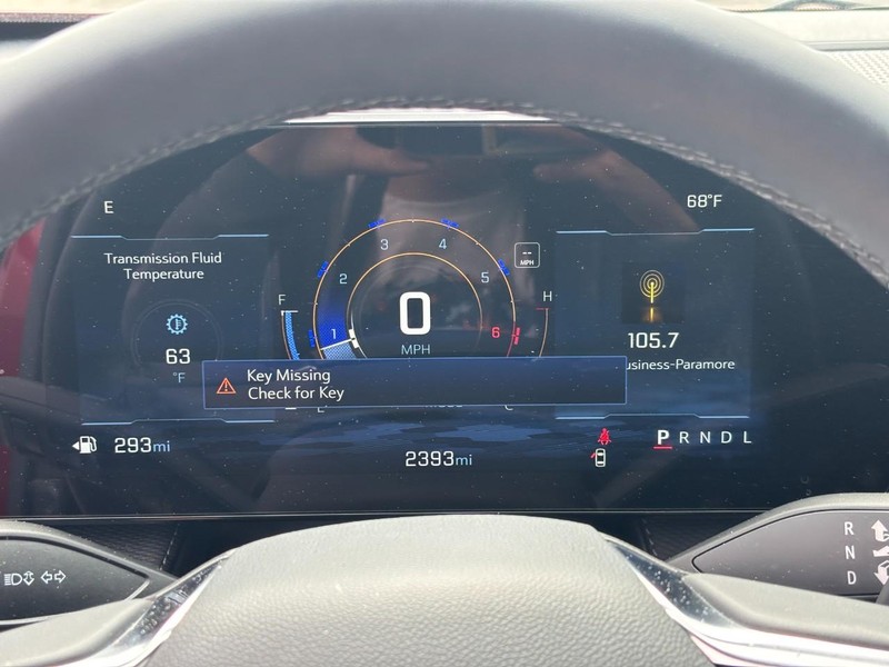Chevrolet Equinox Vehicle Full-screen Gallery Image 15