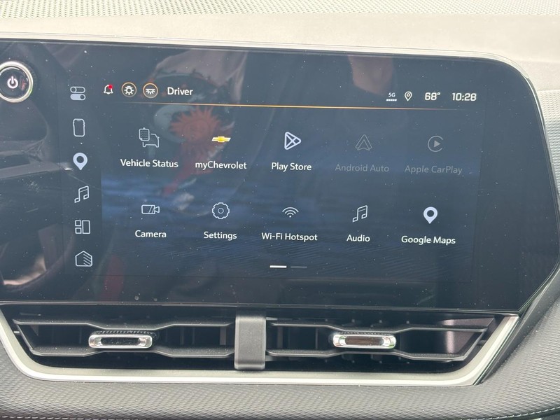 Chevrolet Equinox Vehicle Full-screen Gallery Image 16