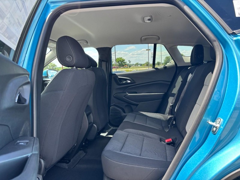 Chevrolet Trax Vehicle Full-screen Gallery Image 5