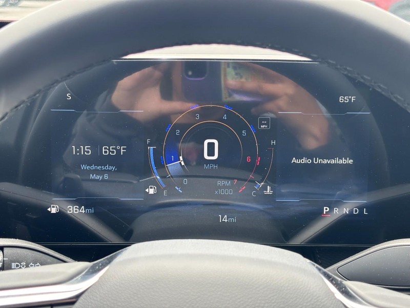 Chevrolet Equinox Vehicle Full-screen Gallery Image 14