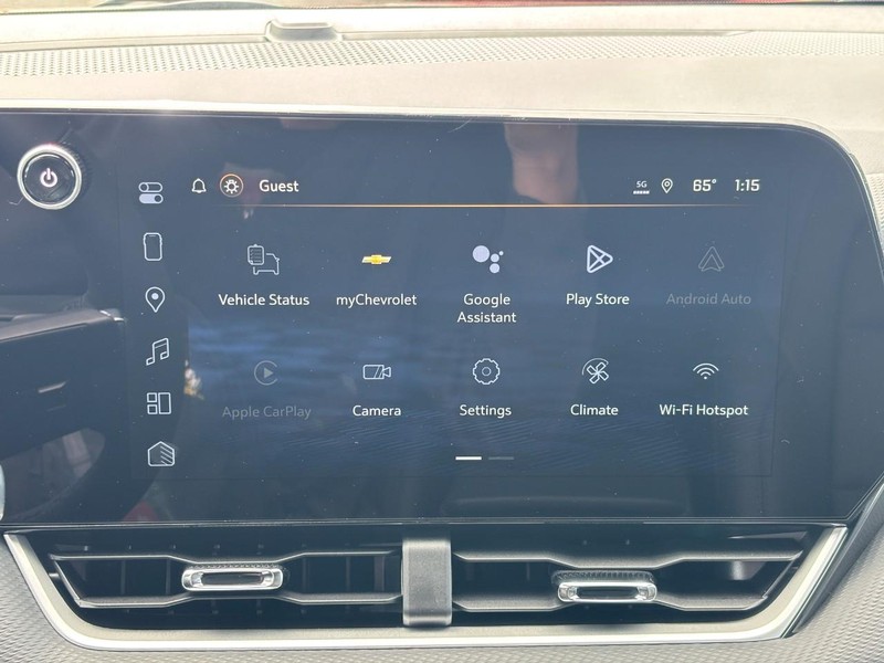 Chevrolet Equinox Vehicle Full-screen Gallery Image 15
