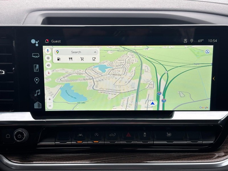 Chevrolet Silverado 1500 Vehicle Full-screen Gallery Image 17