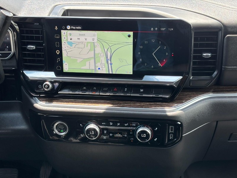 GMC Sierra 1500 Vehicle Full-screen Gallery Image 13