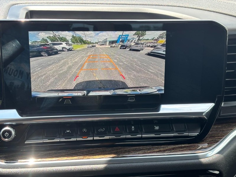 GMC Sierra 1500 Vehicle Full-screen Gallery Image 22