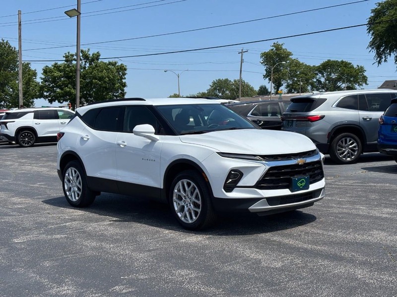 Chevrolet Blazer Vehicle Full-screen Gallery Image 07