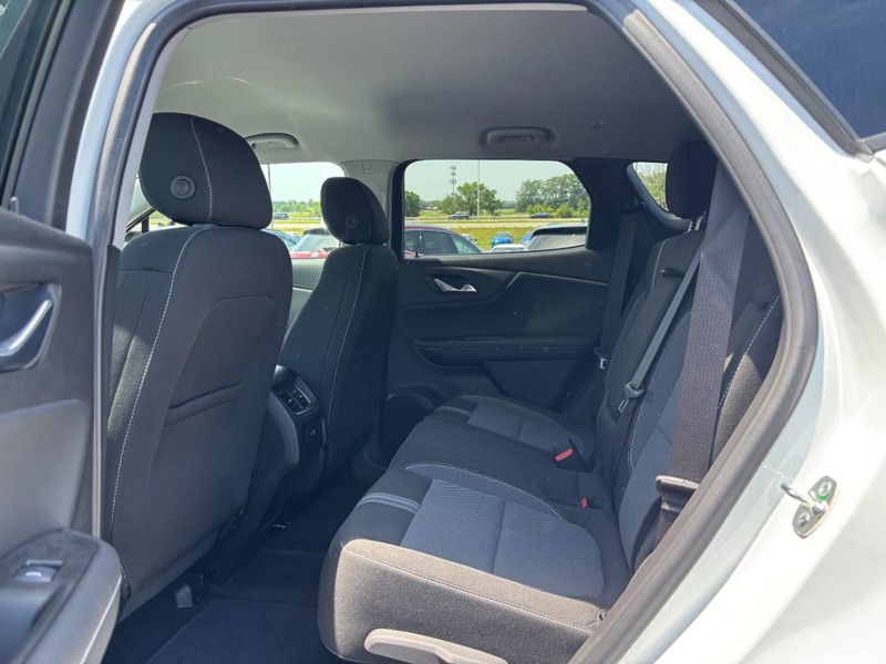 Chevrolet Blazer Vehicle Full-screen Gallery Image 10