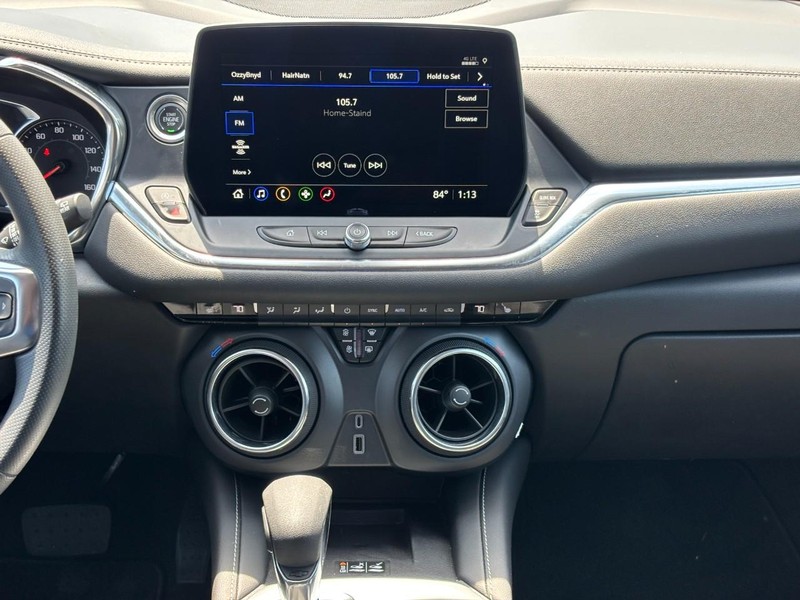 Chevrolet Blazer Vehicle Full-screen Gallery Image 13