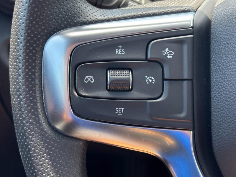 Chevrolet Blazer Vehicle Full-screen Gallery Image 17