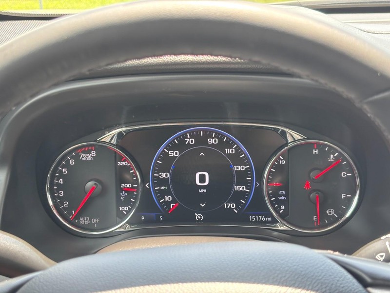 GMC Acadia Vehicle Full-screen Gallery Image 23